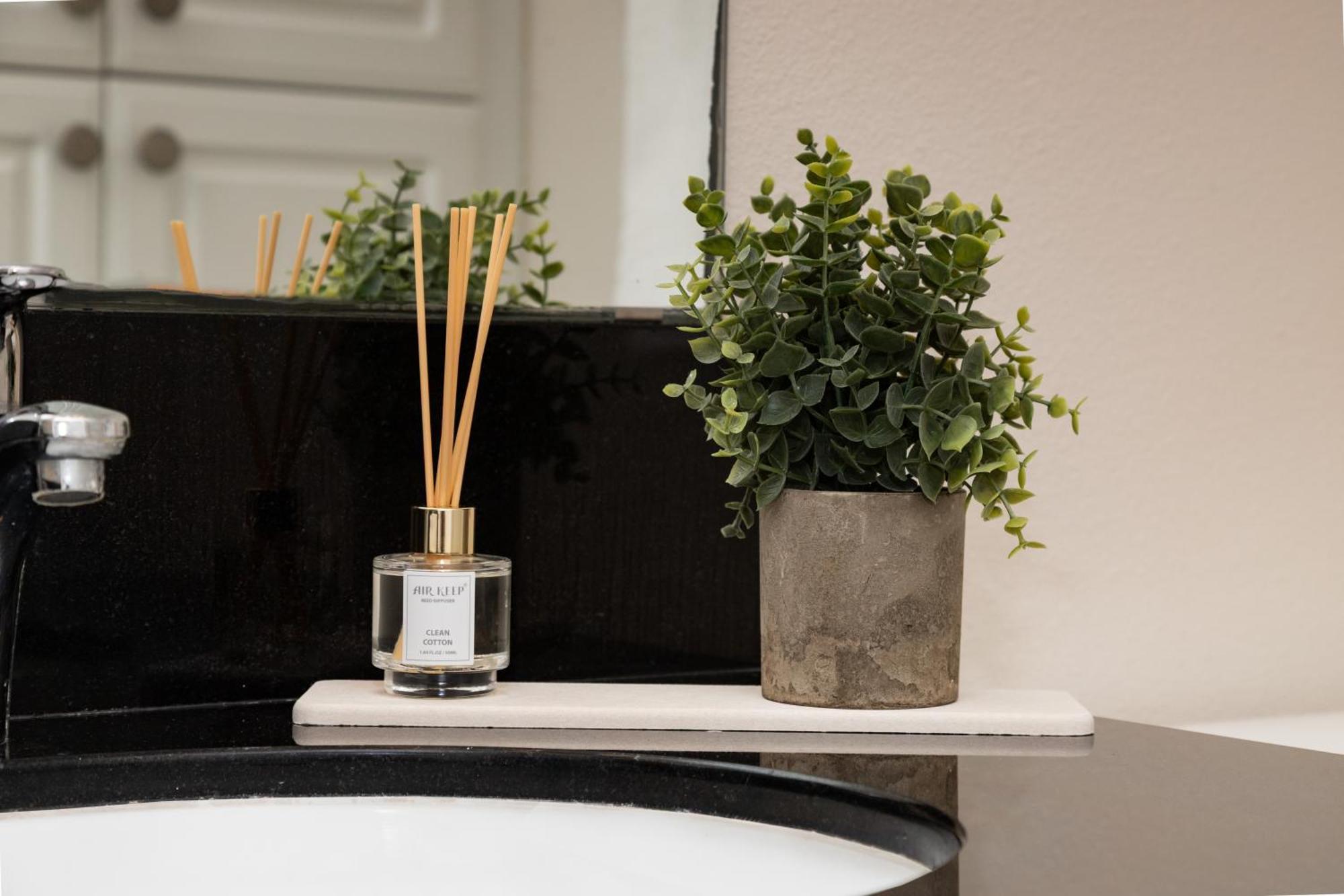 Cozy In The Heart Of Marina Del Rey Free Parking And Swimming Pool Apartamento *
