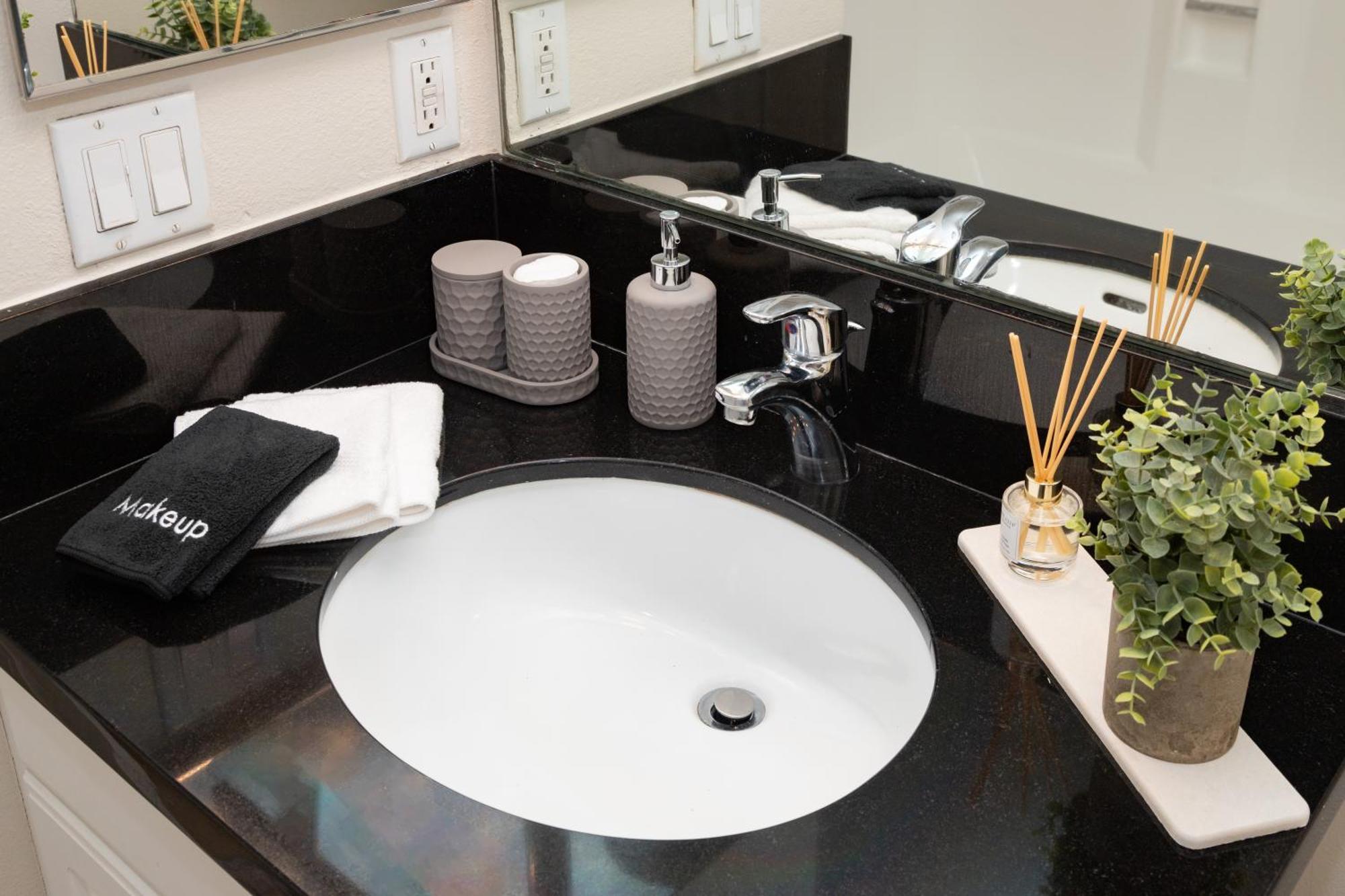 Cozy In The Heart Of Marina Del Rey Free Parking And Swimming Pool *